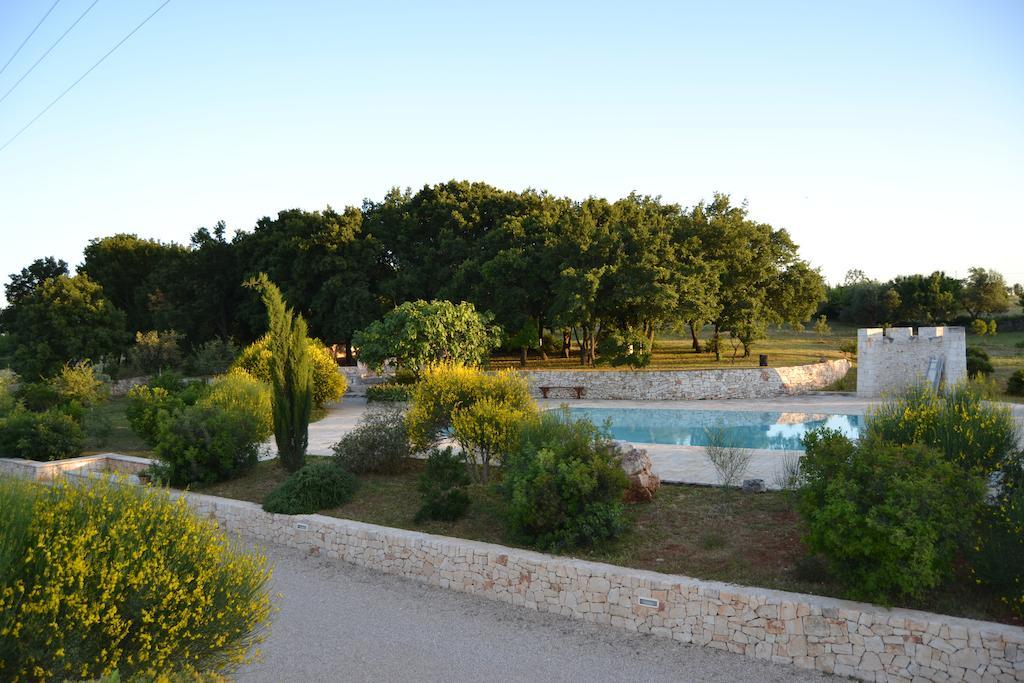 B&B Corte Del Camedrio Cisternino Exterior photo